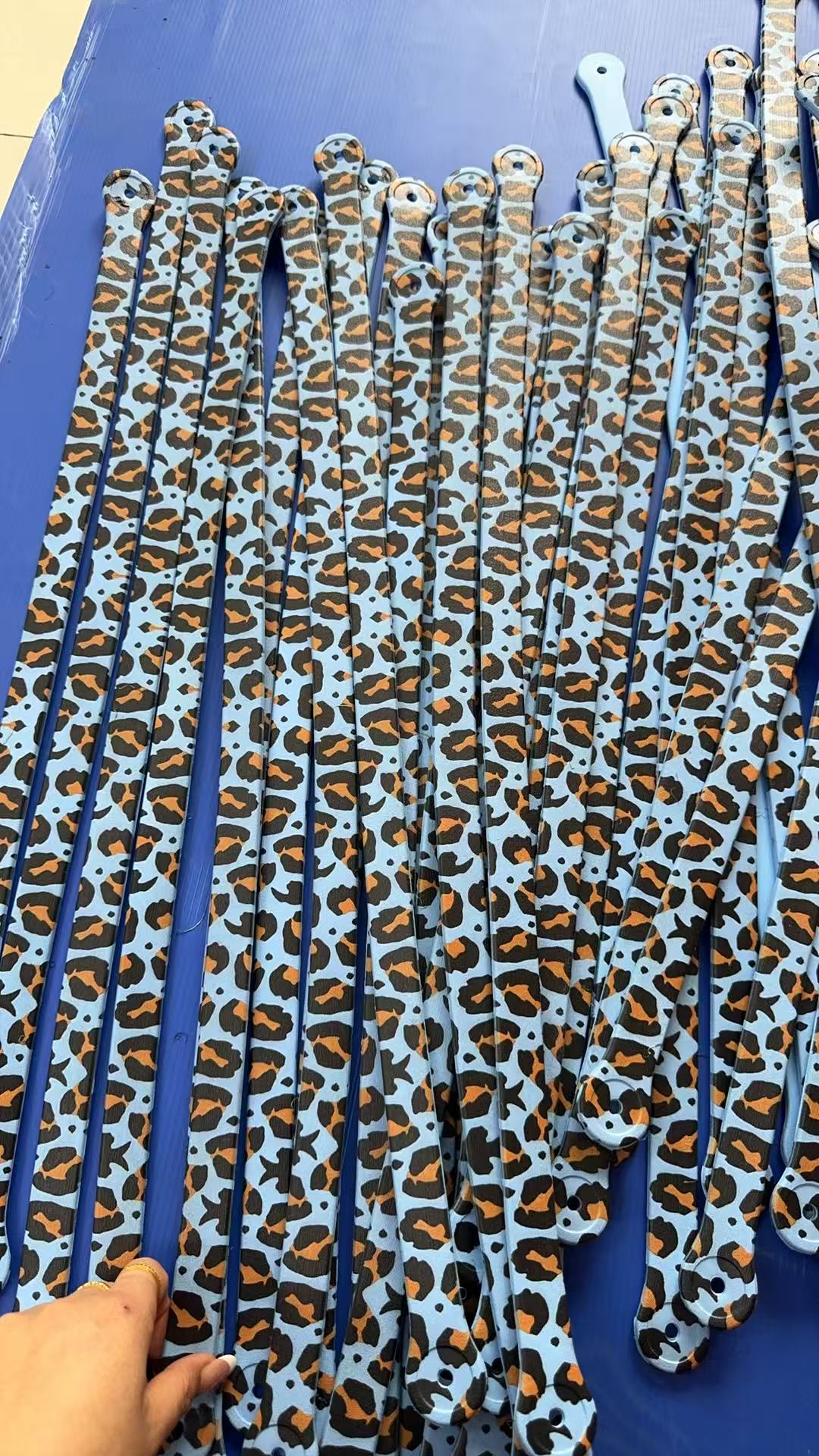 Lopqix Light Blue Leopard Print EVA Strap with 4 Snap Buttons - Lopqix